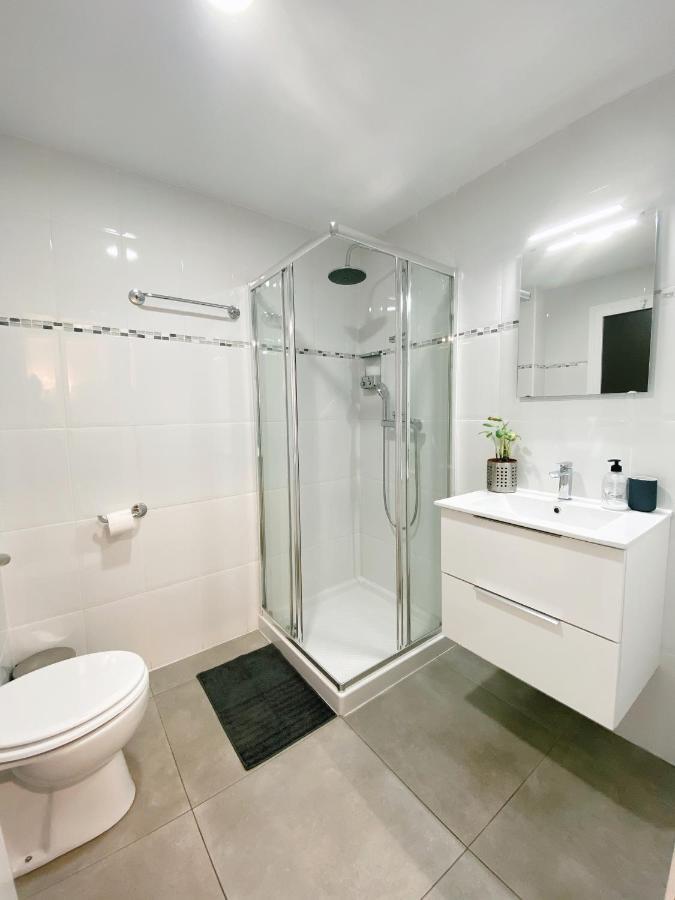 Gmc Turistics - Great Apartment For Groups & Families Малага Екстериор снимка