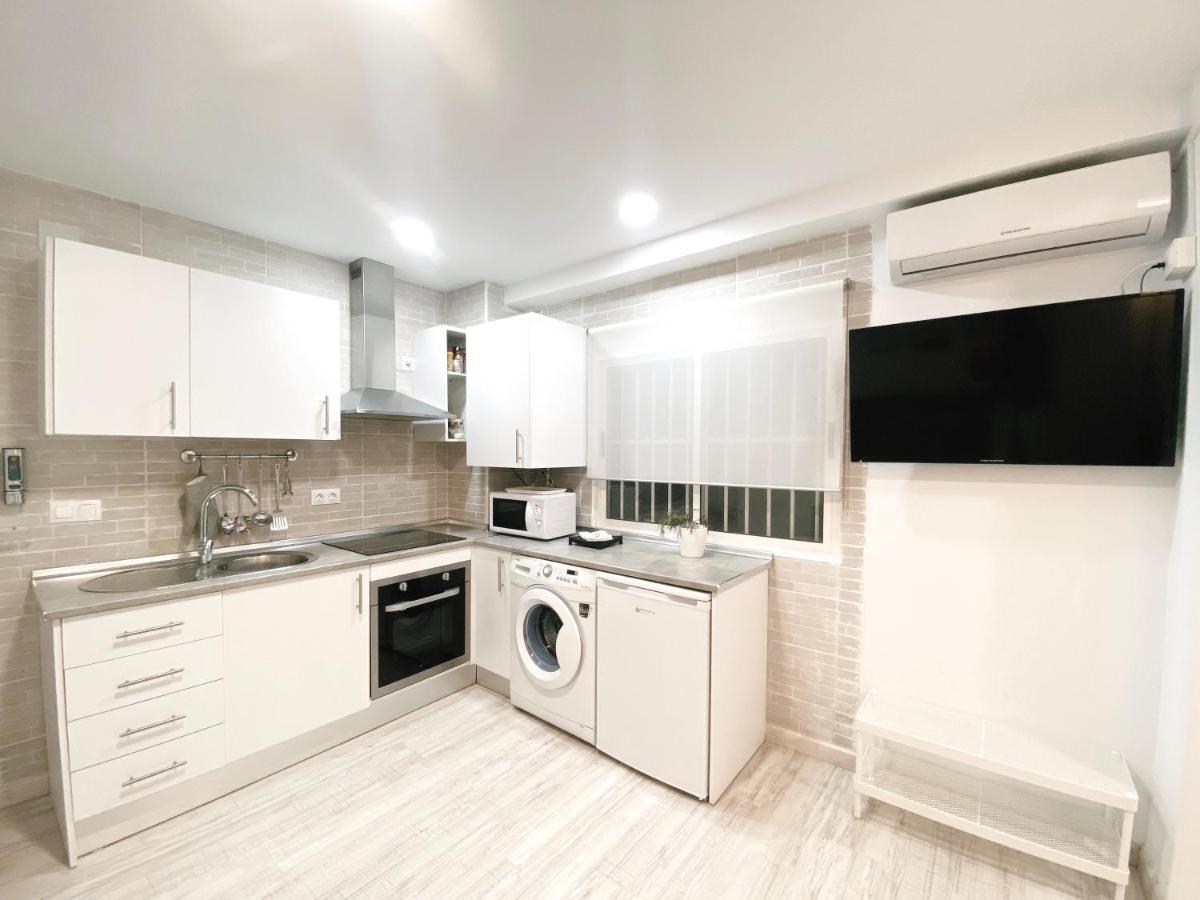 Gmc Turistics - Great Apartment For Groups & Families Малага Екстериор снимка